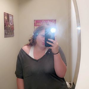 Meet your Posher, Abbigail